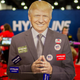 Illustration for article titled Establishment Republicans Are Delusional About Hillary Clinton and in Denial About Trump